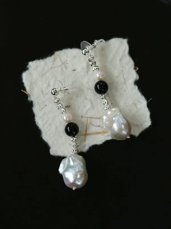 Women’s precious stone earrings-Pearl and Black Agate Long Drop Earrings