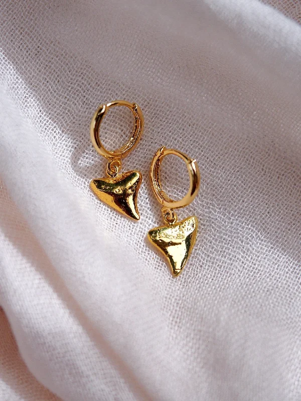 Women’s pearl stud earrings-Gold Shark Tooth Hoop Earrings - Nahu