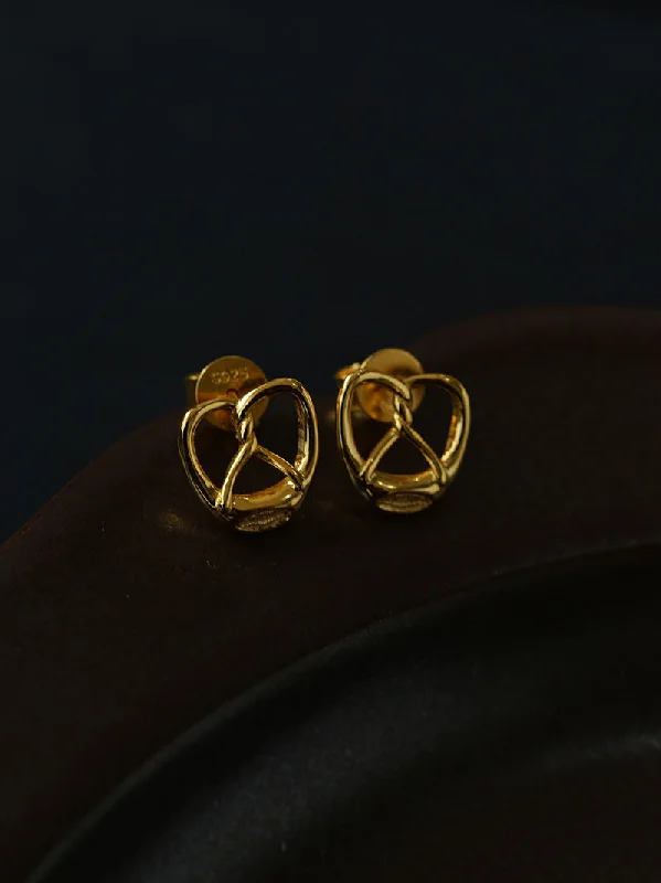 Women’s elegant hoop earrings-Simple Alkaline Water Bread Stud Earrings