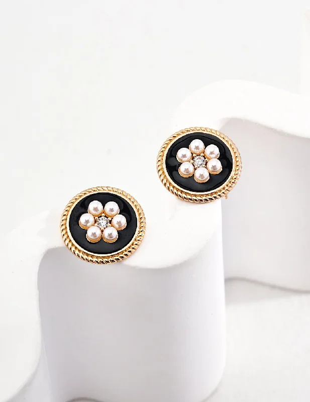 Women’s vintage earrings-Classic Chanel-inspired Vintage Enamel Glaze Pearl Stud Earrings