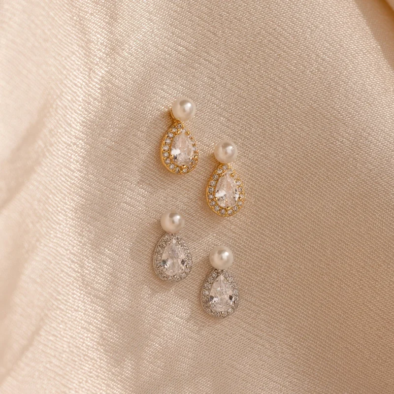 Women’s luxury earrings-Pearl Diamond Teardrop Studs