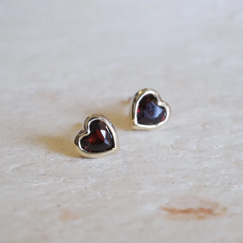 Garnet / 5mm / Pair