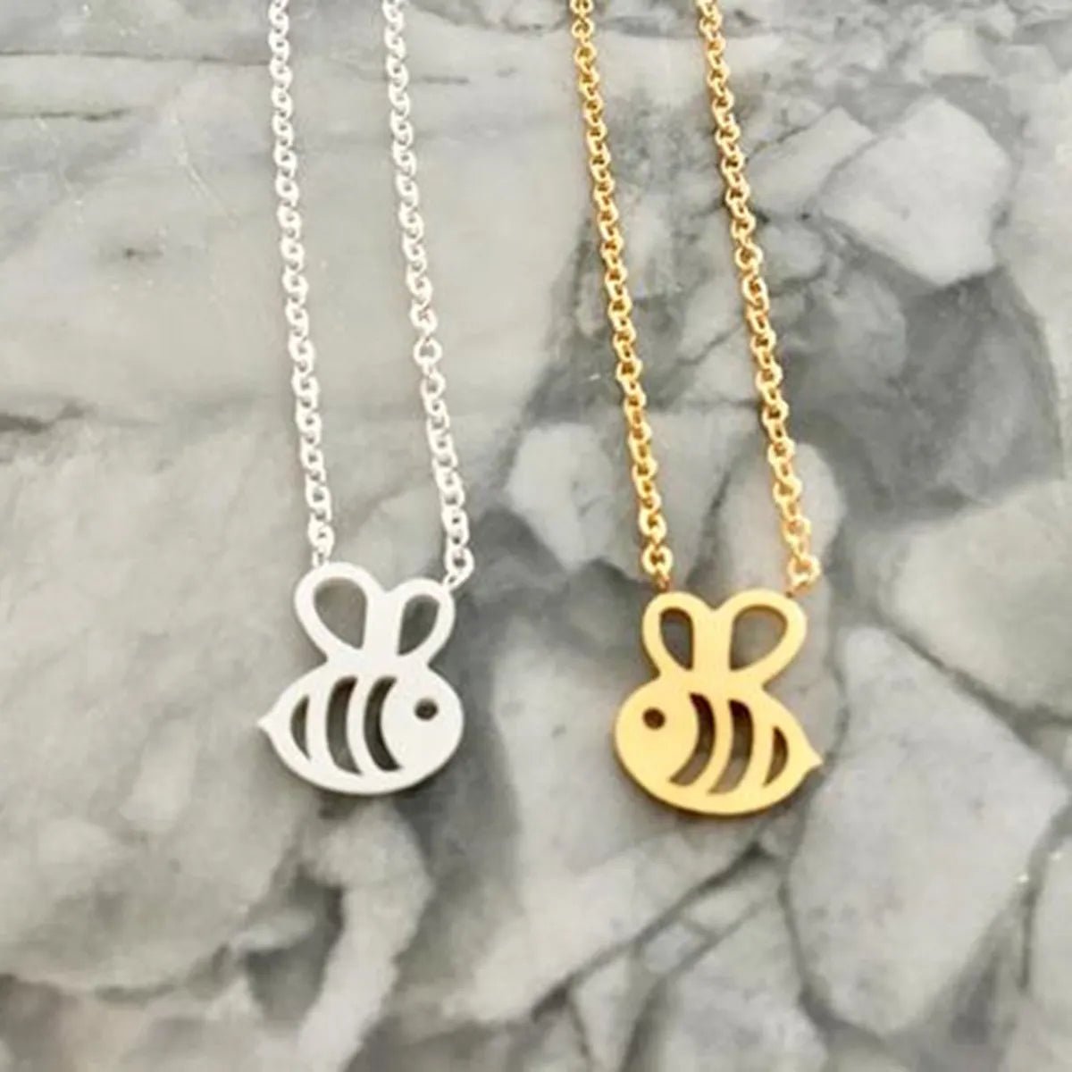 Women’s silver statement necklaces-Hot Selling Fashion Cute Hollow Bee Insect Pendant Necklace Wholesale