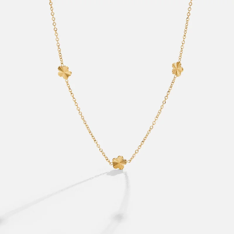 Women’s emerald cut necklaces-Flower Power 18K Gold Chain Necklace