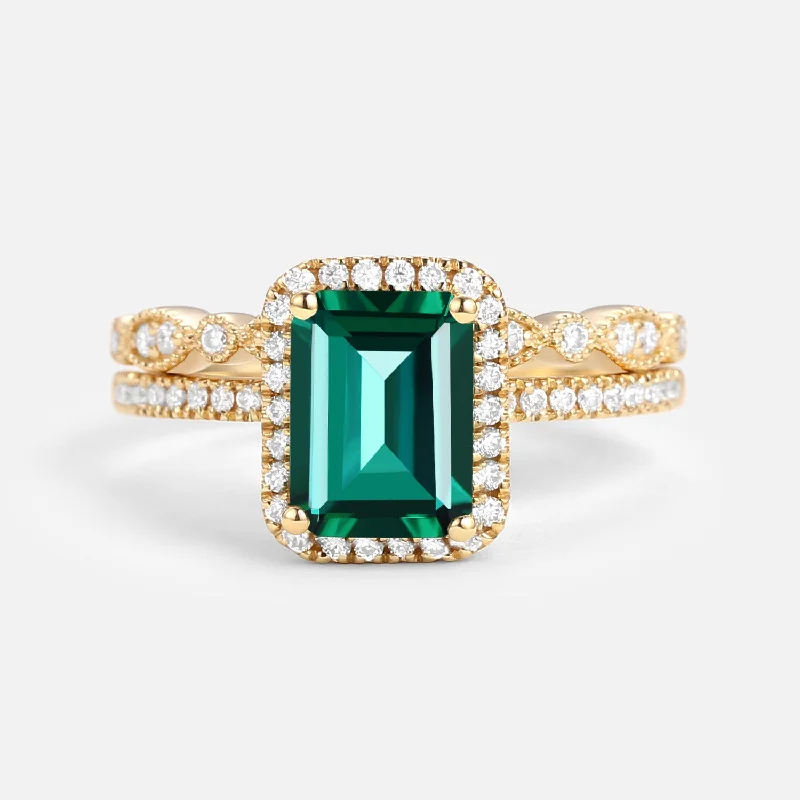 Women’s promise rings-Emerald & Moissanite Halo Gold Ring Set 2pcs