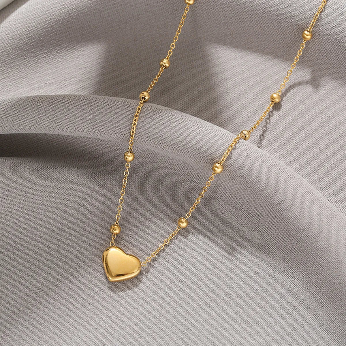 Women’s diamond necklaces-Fashion Simple Style Heart Shape Titanium Steel Plating Necklace