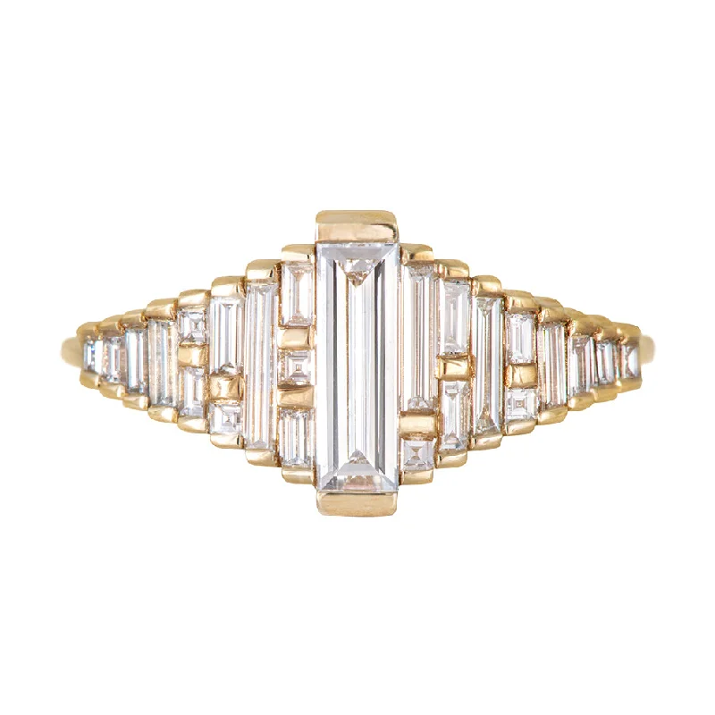 Women’s sapphire diamond rings-Baguette Diamond Ring with Gradient Diamonds and Gold Details