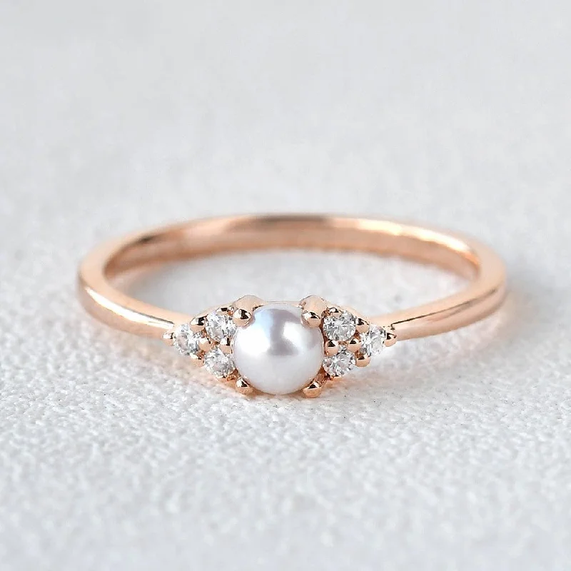 Women’s delicate rings-Akoya Pearl & Geometric Moissanite Rose Gold Ring