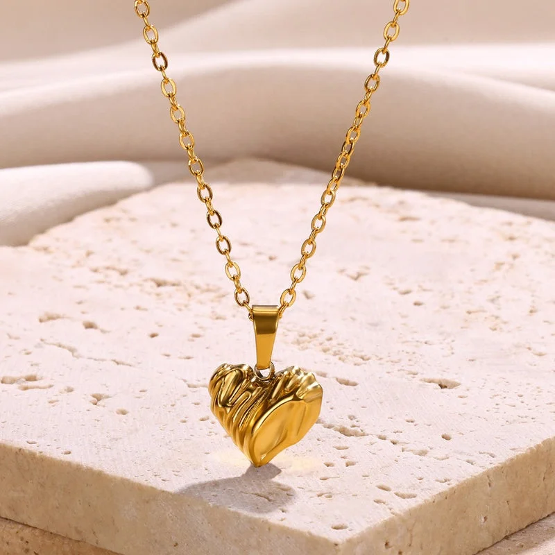 Women’s diamond pendant necklaces-304 Stainless Steel 18K Gold Plated Simple Style Plating Heart Shape Shell Pendant Necklace