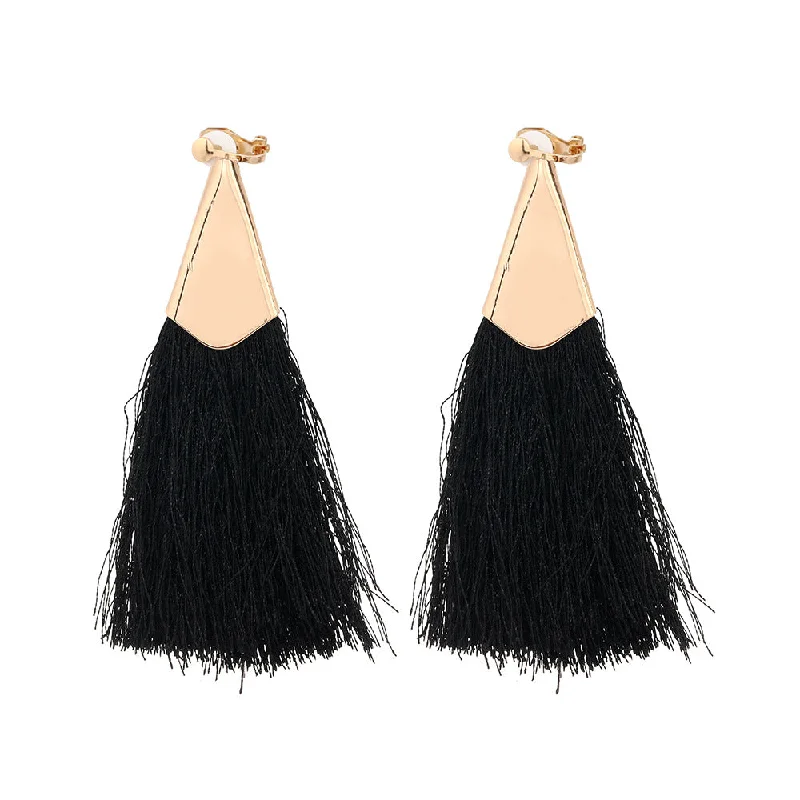 Tassel Six (Ear Clip)