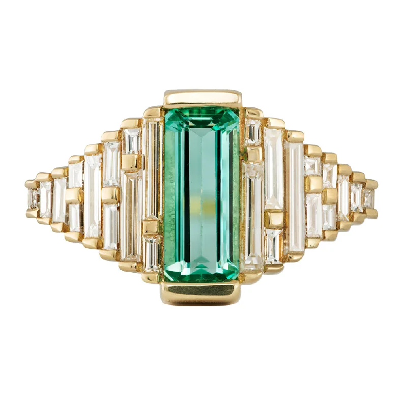 Women’s precious metal rings-Emerald Ring with needle baguette Diamonds