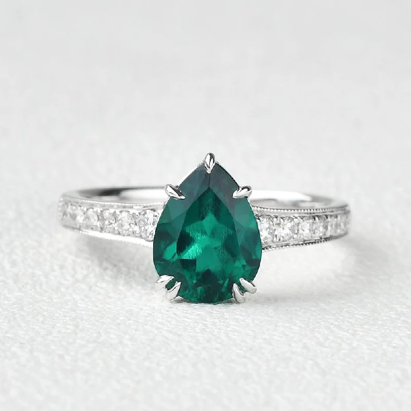 Women’s designer rings-1.5ct Pear Shaped Lab Emerald White Gold Ring