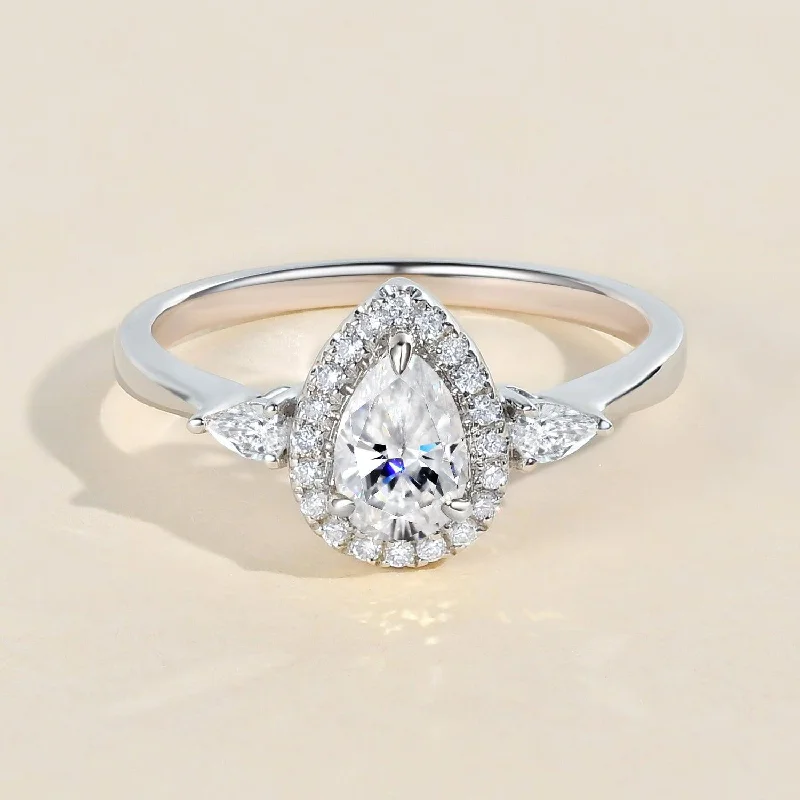 Women’s chic rings-1.0ct Pear Shaped Moissanite Three-Stone Halo Ring