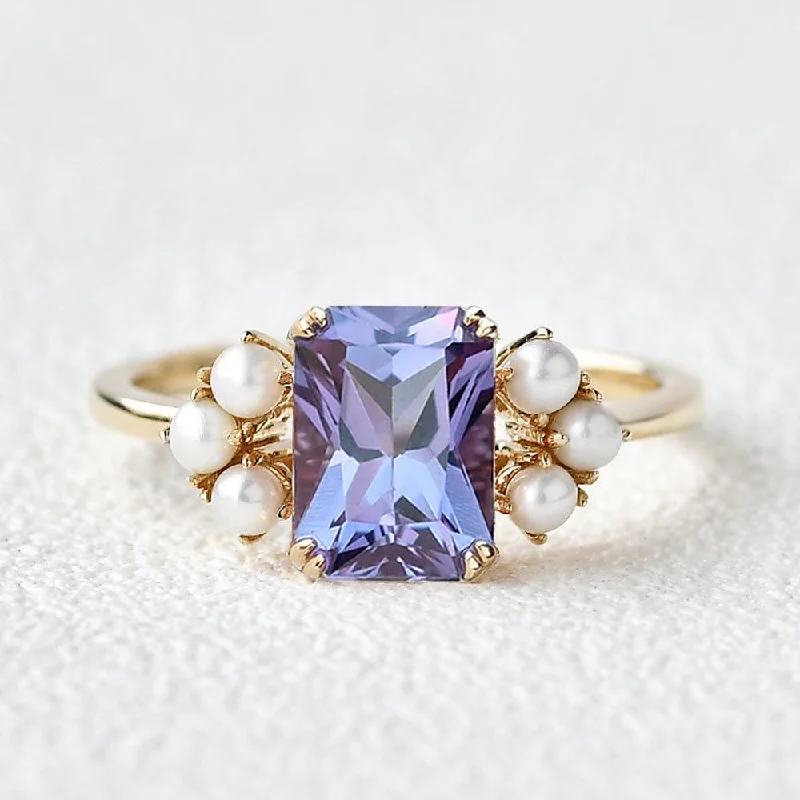 Women’s anniversary gemstone rings-2.0ct Radiant Cut Alexandrite Vintage Cluster Ring