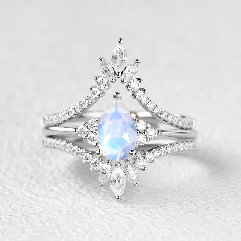 Women’s men’s style rings-Moonstone Pear Signature Vintage Luna Ring Set 3pcs - Lydia