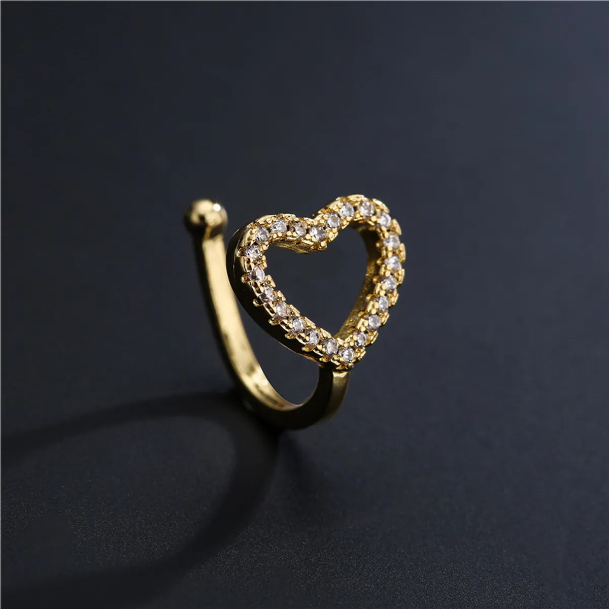 Women’s multi-stone rings-New Copper Micro-inlaid Zircon Hollow Heart Ear Clip