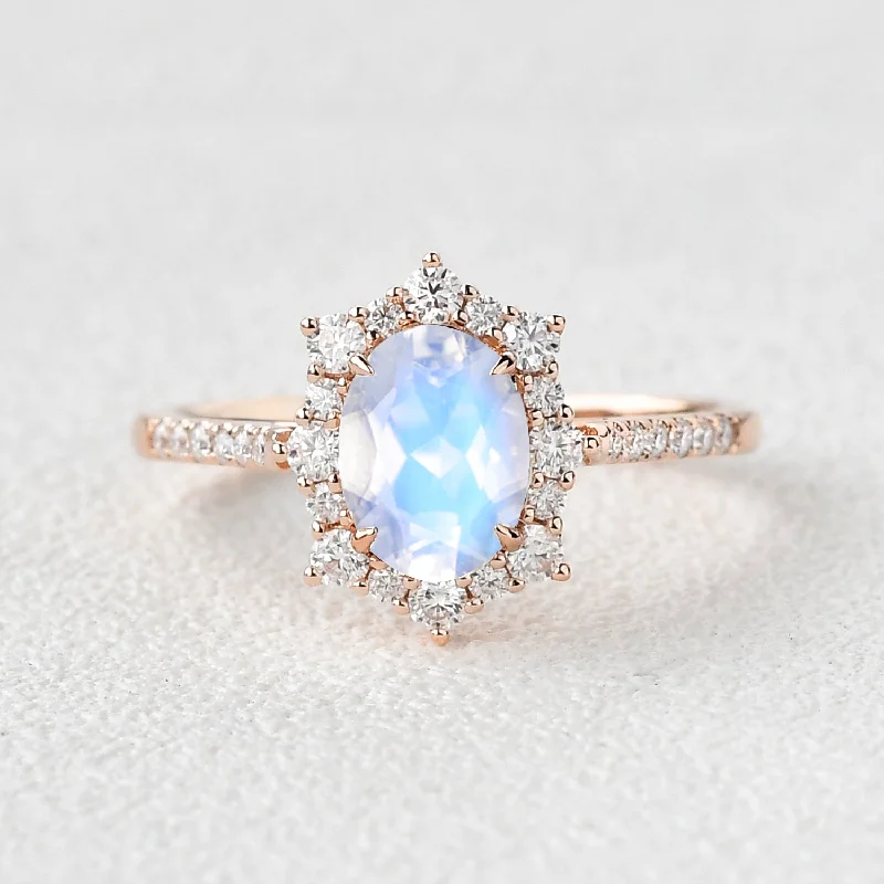 Women’s luxury wedding rings-1.5ct Oval Moonstone Cluster Halo Ring