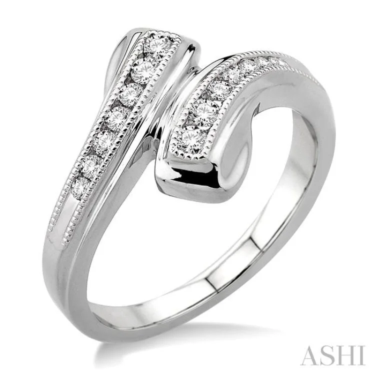 Women’s tungsten engagement rings-1/4 Ctw Round Cut Diamond By-pass Ring in 10K White Gold